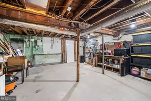 411 Sugartown Rd, Wayne, PA 19087 - Photo 24