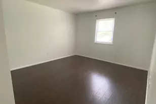 303 Corinthian Ave, Essington, PA 19029 - Photo 6