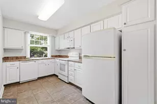 500 E Lancaster Ave, Wayne, PA 19087 - Photo 6