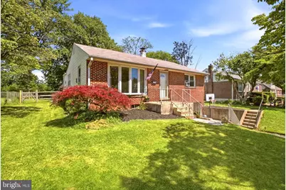 112 Meadowbrook Lane, Brookhaven, PA 19015 - Photo 2