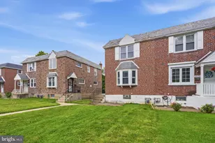 2574 Stoneybrook Ln, Drexel Hill, PA 19026 - Photo 2