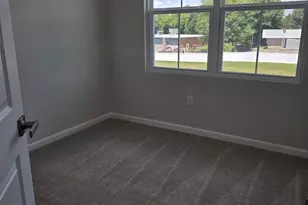 3704 Sophia Ln, Brookhaven, PA 19015 - Photo 6