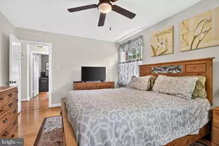 141 N Norwinden Dr, Springfield, PA 19064 - Photo 14