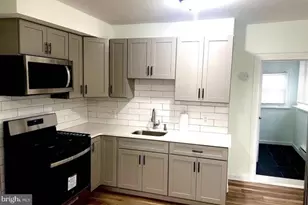 205 Damons Ln, Darby, PA 19023 - Photo 6