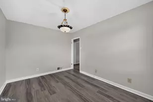 204 Sharon Park Dr, Folcroft, PA 19032 - Photo 12