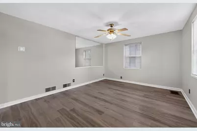204 Sharon Park Drive, Folcroft, PA 19032 - Photo 4