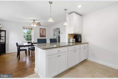 455 Glendale Circle, Springfield, PA 19064 - Photo 10