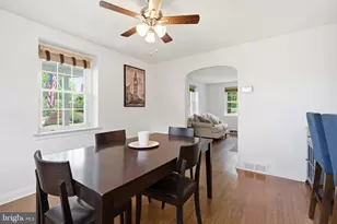 455 Glendale Cir, Springfield, PA 19064 - Photo 8