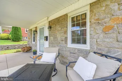 455 Glendale Circle, Springfield, PA 19064 - Photo 4