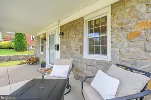455 Glendale Cir, Springfield, PA 19064 - Photo 4