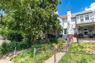 7023 Clover Ln, Upper Darby, PA 19082 - Photo 2