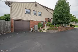 324 Warren Blvd, Broomall, PA 19008 - Photo 12