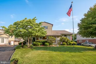 324 Warren Blvd, Broomall, PA 19008 - Photo 2