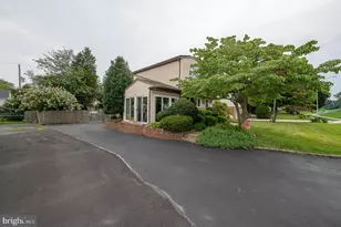 324 Warren Blvd, Broomall, PA 19008 - Photo 10