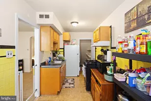 802 E 15th St, Chester, PA 19013 - Photo 8