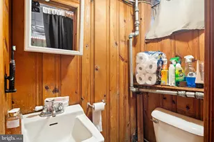 802 E 15th St, Chester, PA 19013 - Photo 20