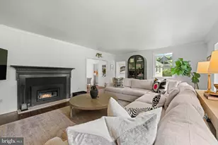 141 Sproul Rd, Villanova, PA 19085 - Photo 2