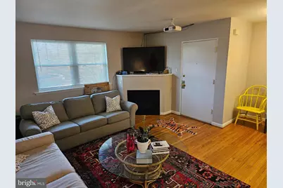 200 N Wayne Avenue #9, Wayne, PA 19087 - Photo 2