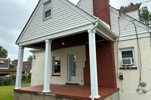 216 Fernwood, Folsom, PA 19033 - Photo 2