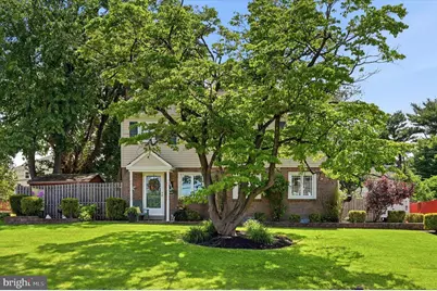 316 E Thomson Avenue, Springfield, PA 19064 - Photo 2
