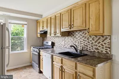 820 Greenhill Road, Sharon Hill, PA 19079 - Photo 14
