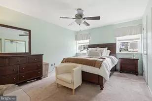 2437 W Colonial Dr, Upper Chichester, PA 19061 - Photo 30