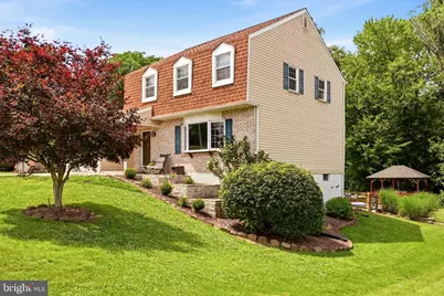 2437 W Colonial Drive, Upper Chichester, PA 19061 - Photo 2