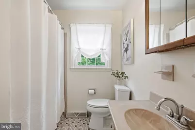 2437 W Colonial Drive, Upper Chichester, PA 19061 - Photo 36