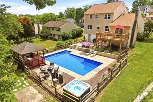 2437 W Colonial Dr, Upper Chichester, PA 19061 - Photo 70