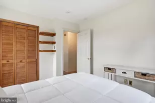 2437 W Colonial Dr, Upper Chichester, PA 19061 - Photo 38