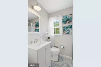 2437 W Colonial Drive, Upper Chichester, PA 19061 - Photo 32