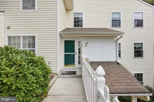 136 Deerfield Ct, Glen Mills, PA 19342 - Photo 1