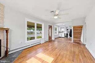505 W 2nd St, Essington, PA 19029 - Photo 6