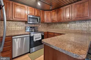 48 Foster Ave, Sharon Hill, PA 19079 - Photo 10
