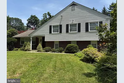 416 Yorkshire Road, Bryn Mawr, PA 19010 - Photo 2