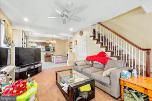 209 Amosland Rd, Holmes, PA 19043 - Photo 2