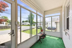 209 Amosland Rd, Holmes, PA 19043 - Photo 4