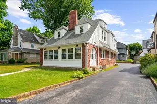 1041 Blythe Ave, Drexel Hill, PA 19026 - Photo 2