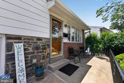 1121 Wynnbrook, Secane, PA 19018 - Photo 2