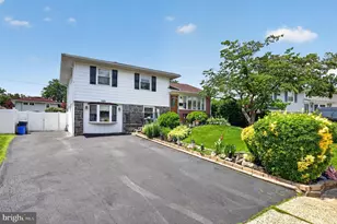 1121 Wynnbrook, Secane, PA 19018 - Photo 4