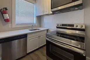 242 Margate Rd, Upper Darby, PA 19082 - Photo 2