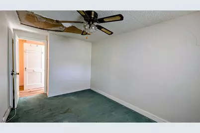 452 Westmont Drive, Darby, PA 19023 - Photo 18