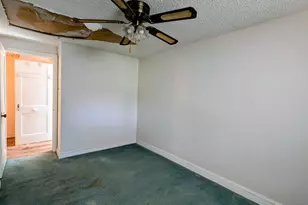 452 Westmont Dr, Darby, PA 19023 - Photo 18