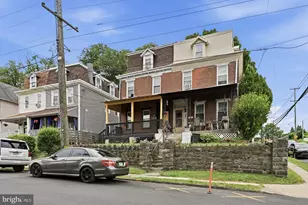 402 Poplar St, Darby, PA 19023 - Photo 1