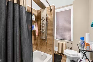402 Poplar St, Darby, PA 19023 - Photo 8