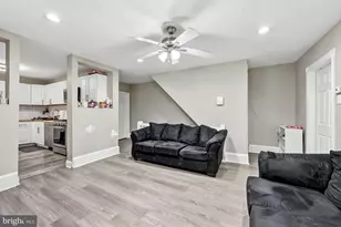 402 Poplar St, Darby, PA 19023 - Photo 4