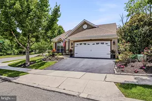 10 Irwin Dr, Upper Chichester, PA 19061 - Photo 36