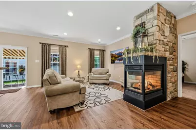 10 Irwin Drive, Upper Chichester, PA 19061 - Photo 18