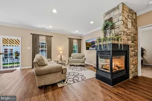 10 Irwin Dr, Upper Chichester, PA 19061 - Photo 18