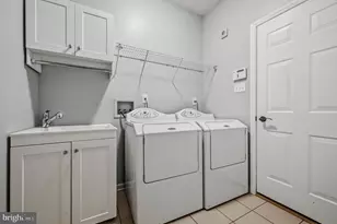 10 Irwin Dr, Upper Chichester, PA 19061 - Photo 34